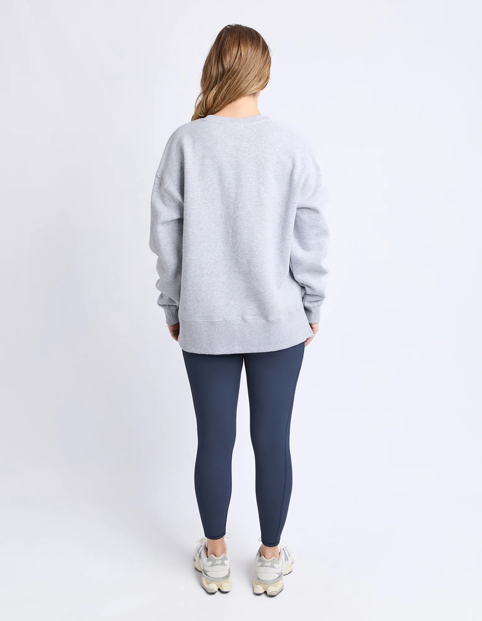 Intention Oversized Crew Grey