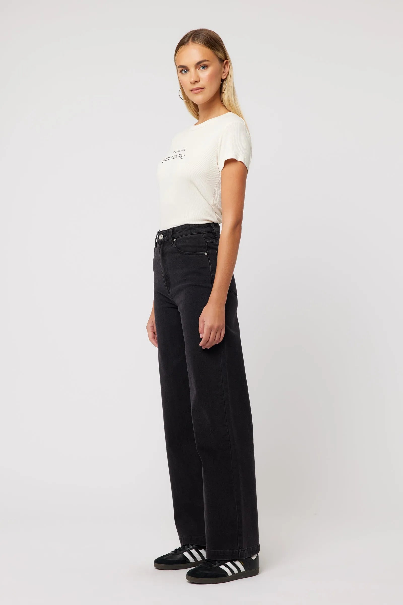 94 High & Wide Sophie