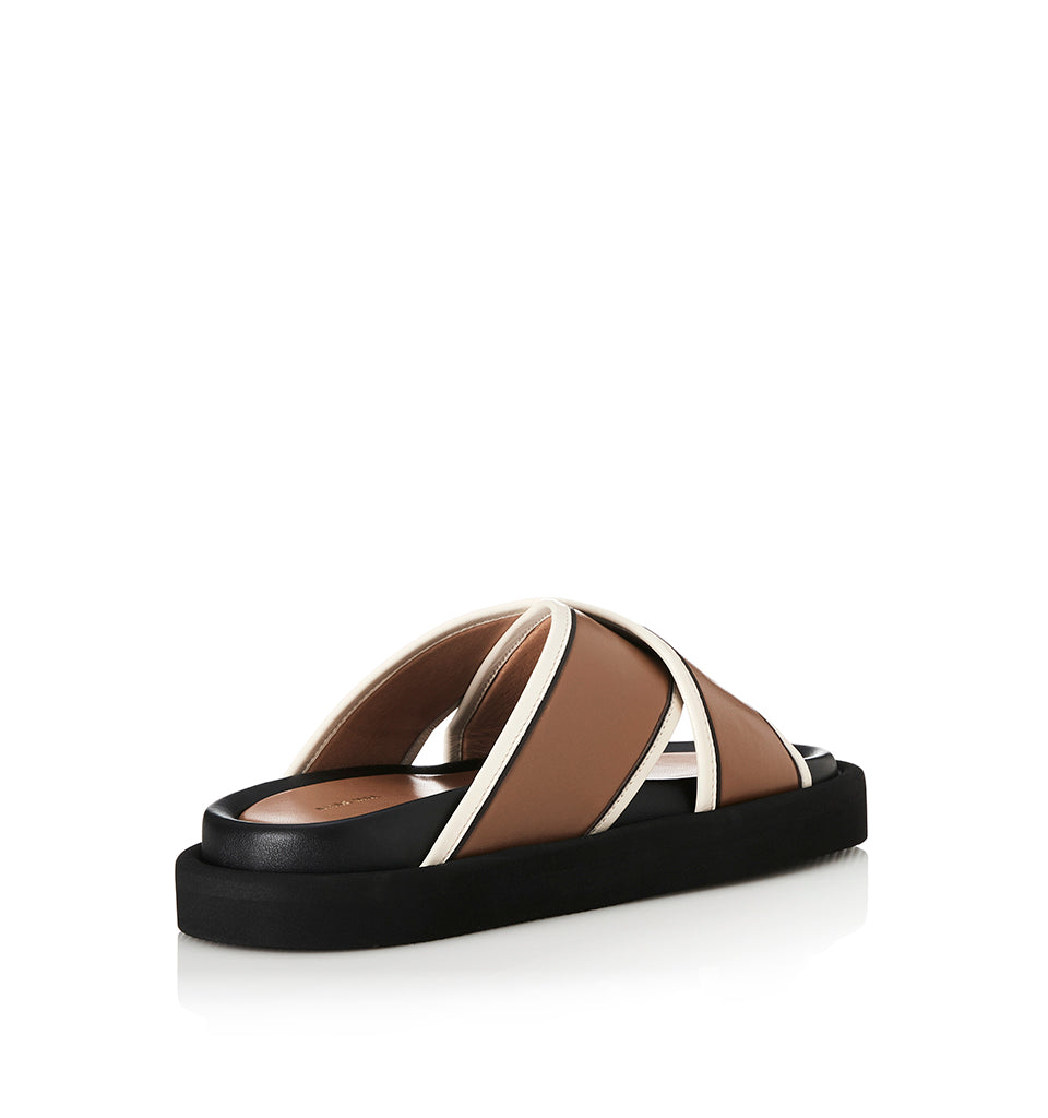 ANISSA Pecan