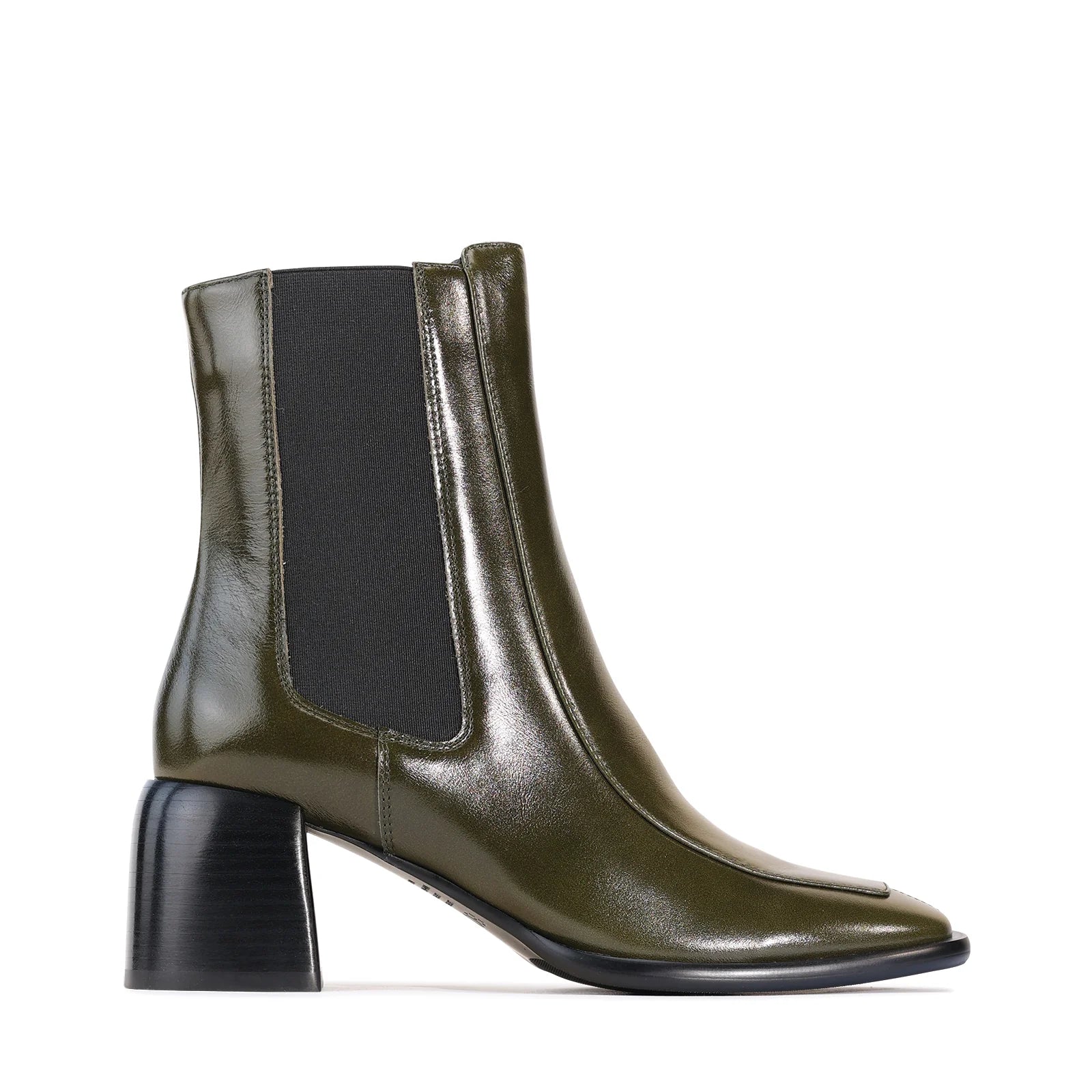 Charcoal Boot Moss
