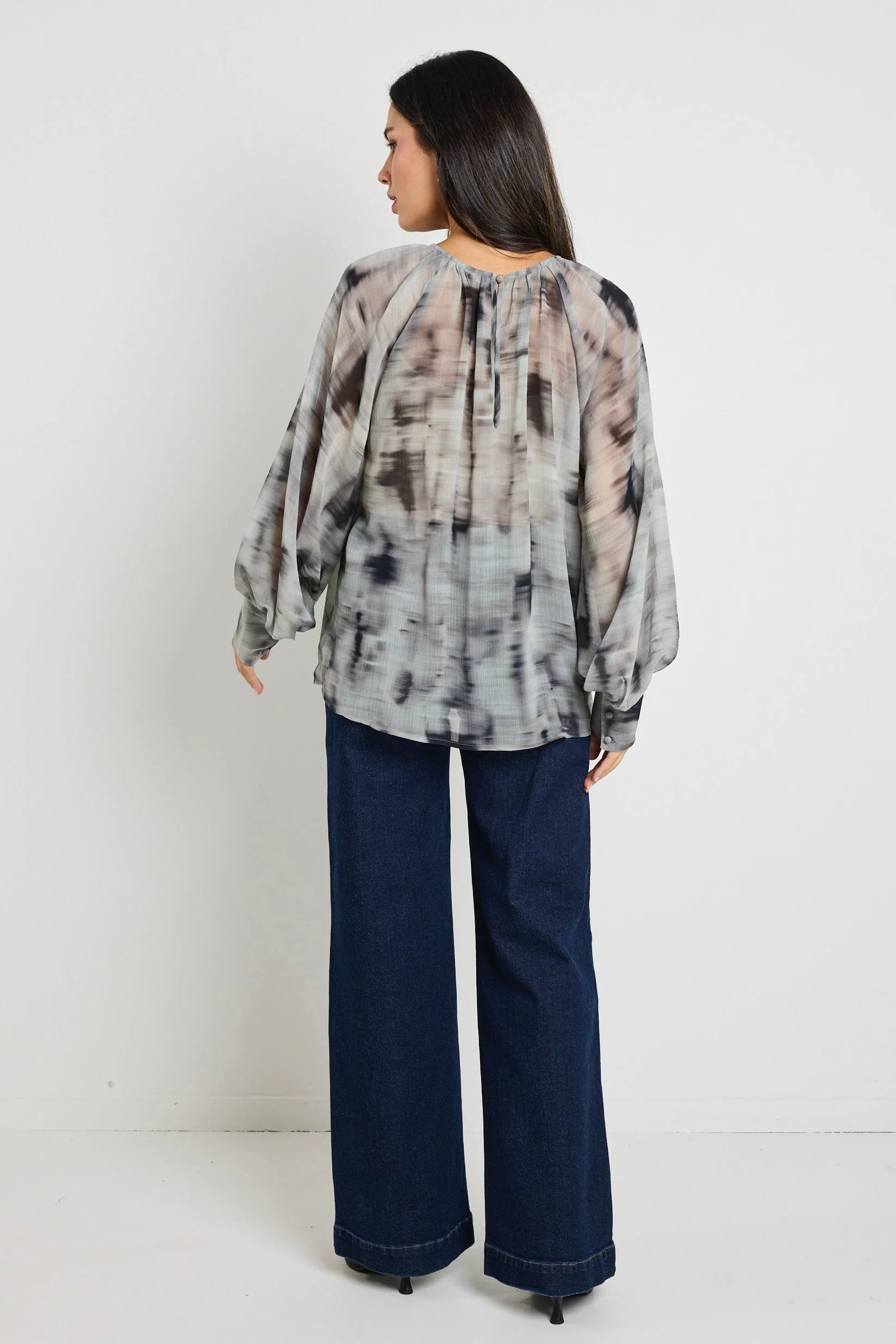 Cosmopolitan Charcoal Smudge Crew Neck Floaty LS Top