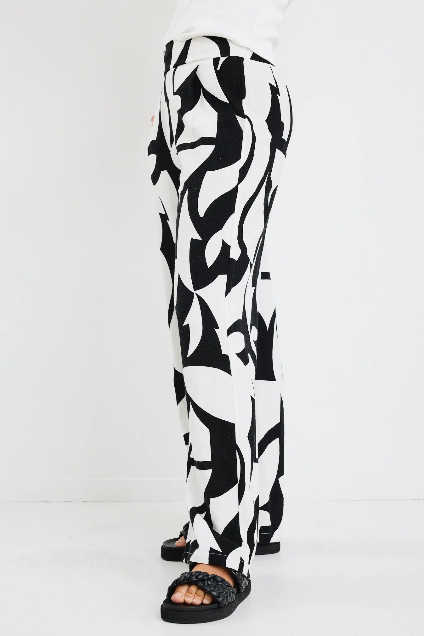 Metropolitan Black White Cutout Print Wide Leg Pants