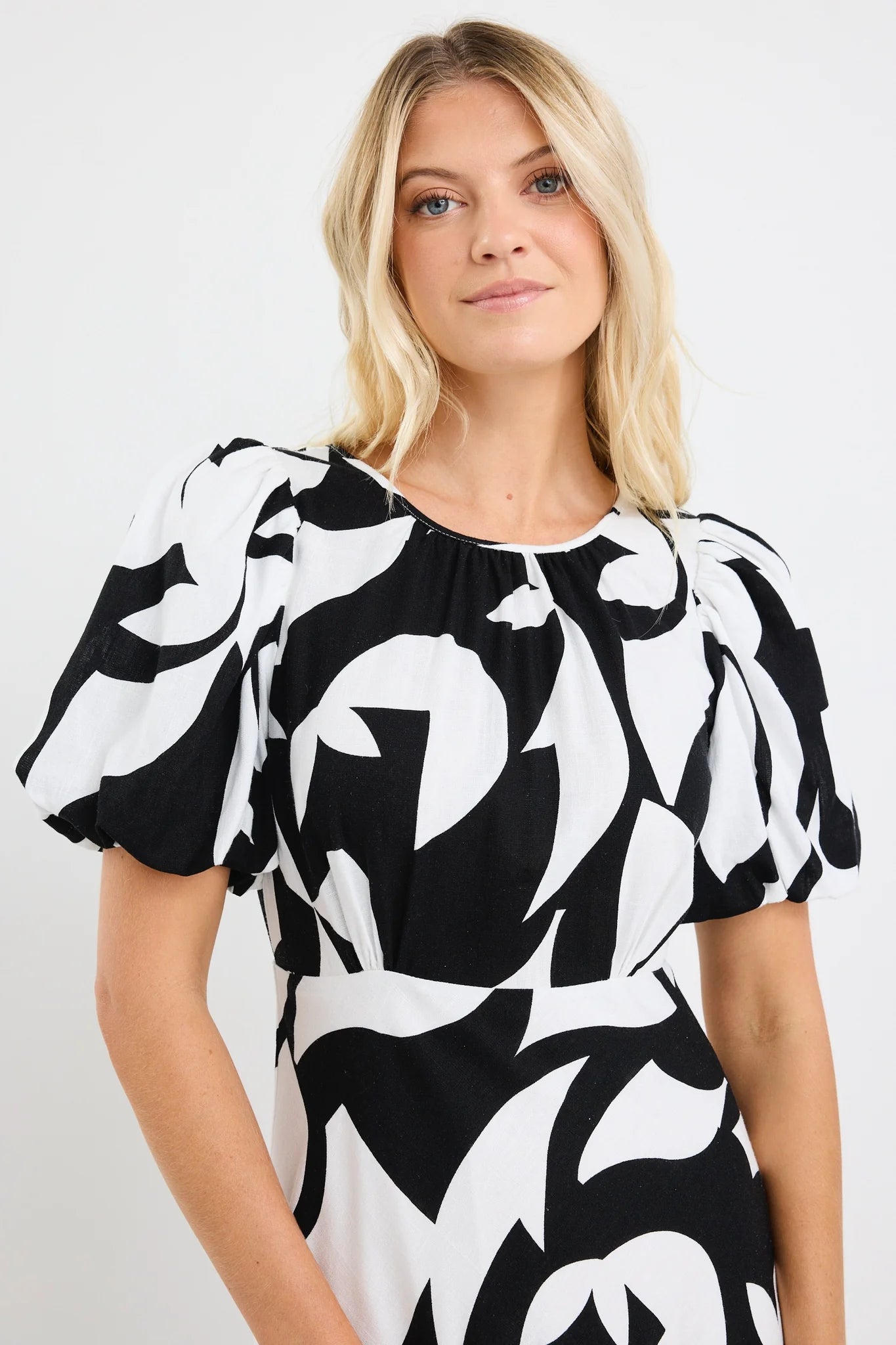Stage Black Ivory Cut Out Print Puff Sleeve Floaty Maxi Dress
