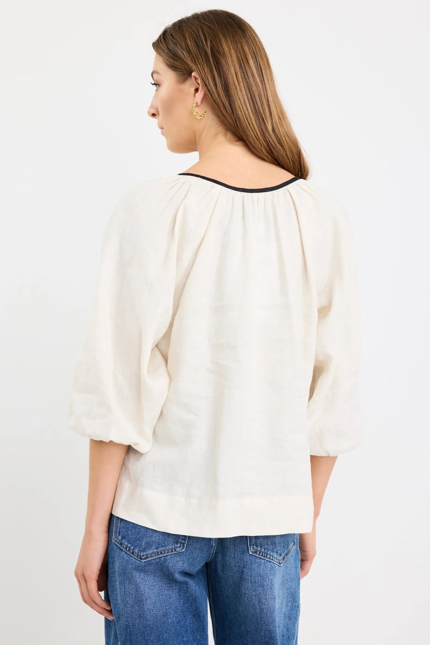 Subliminal Cream Black Trim Linen Relaxed LS Top