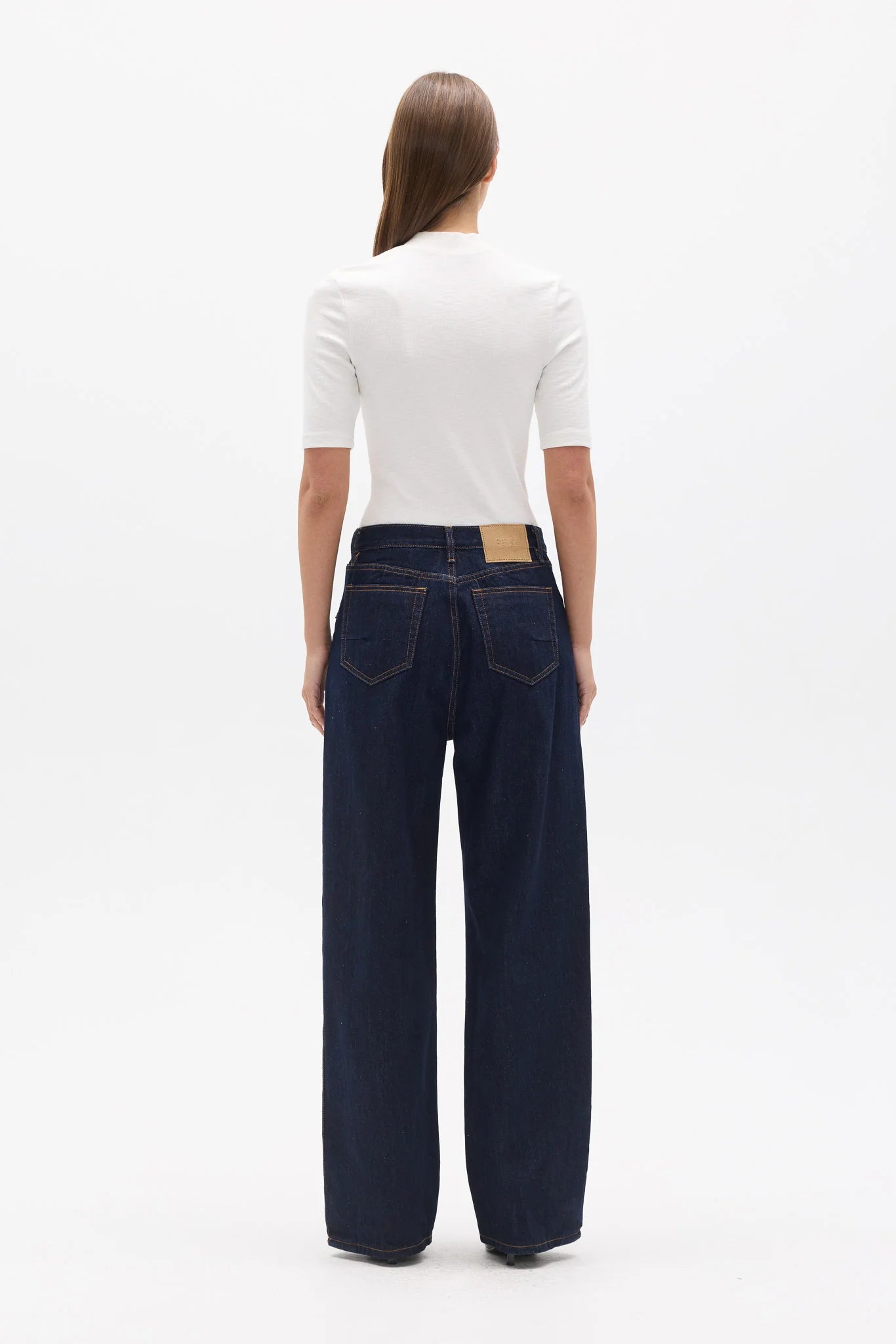 Tinka V Neck T-Shirt