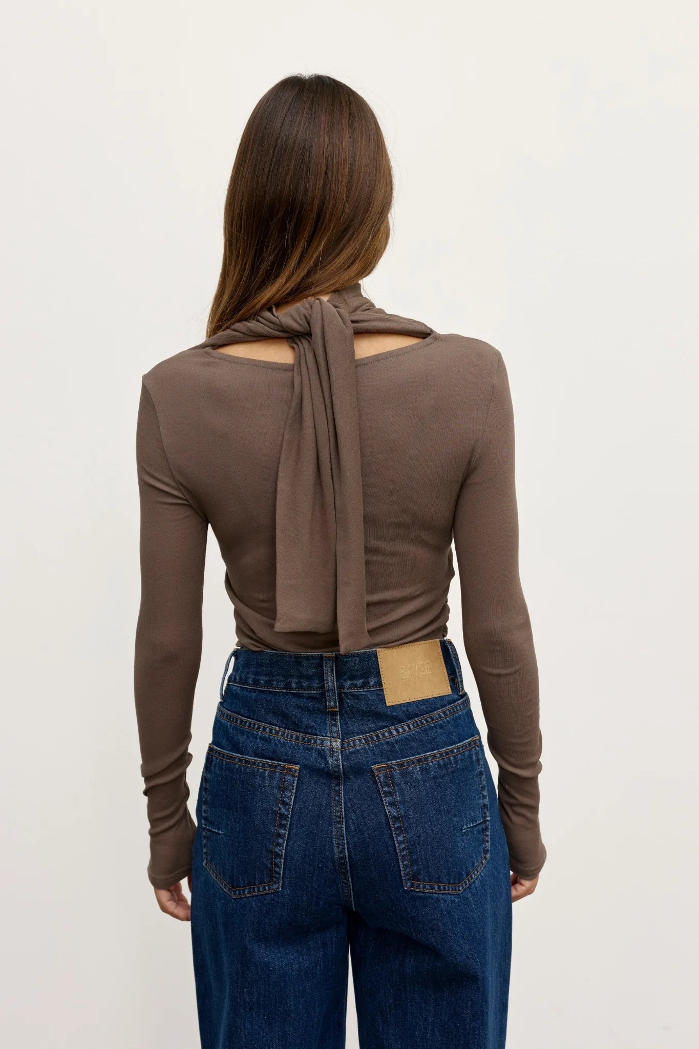 Tonia Top
