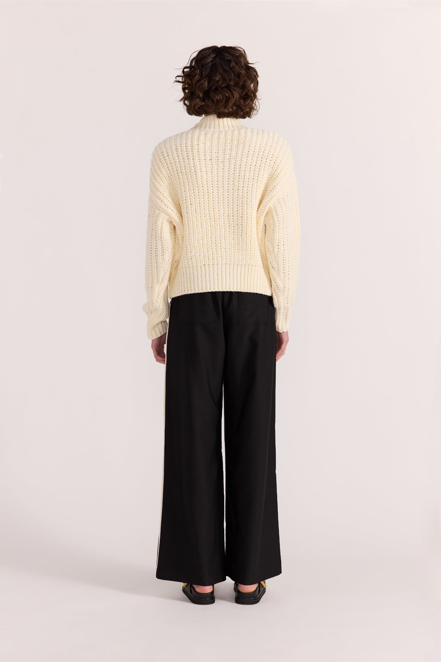 Mila Jumper
