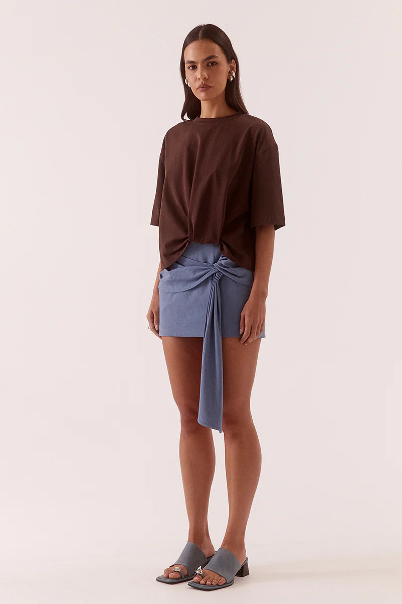 Izel Tee
