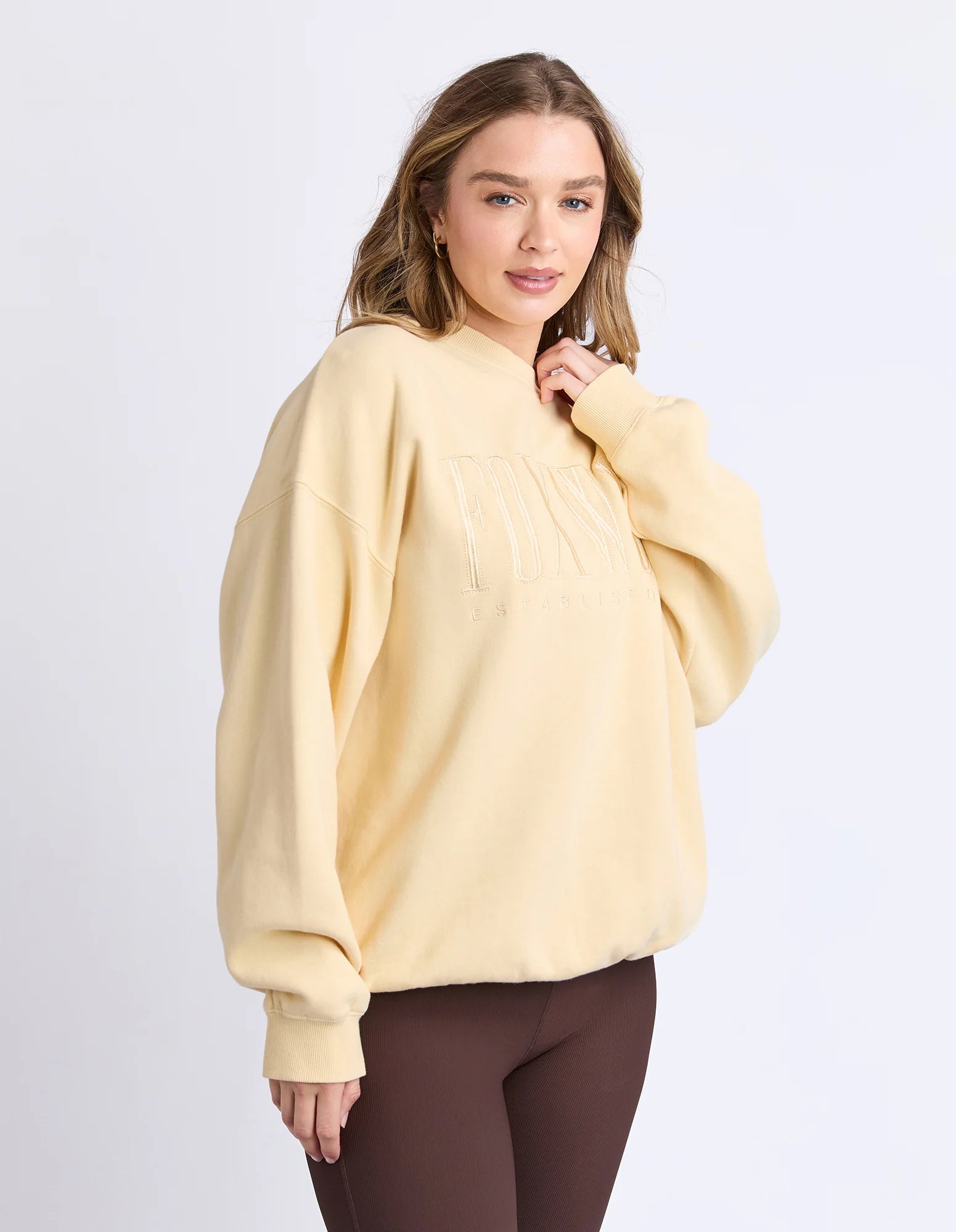 Essentials Crew Lemon