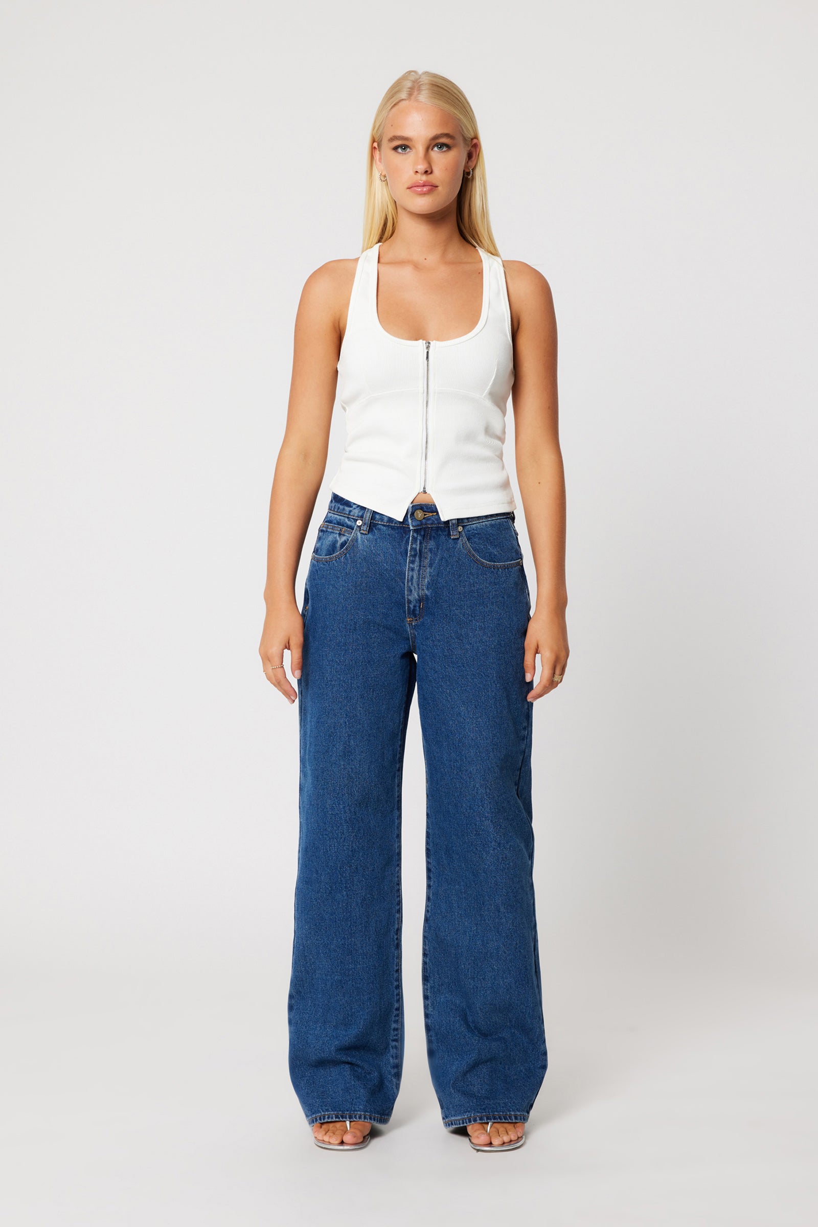 95 Mid Baggy Bella