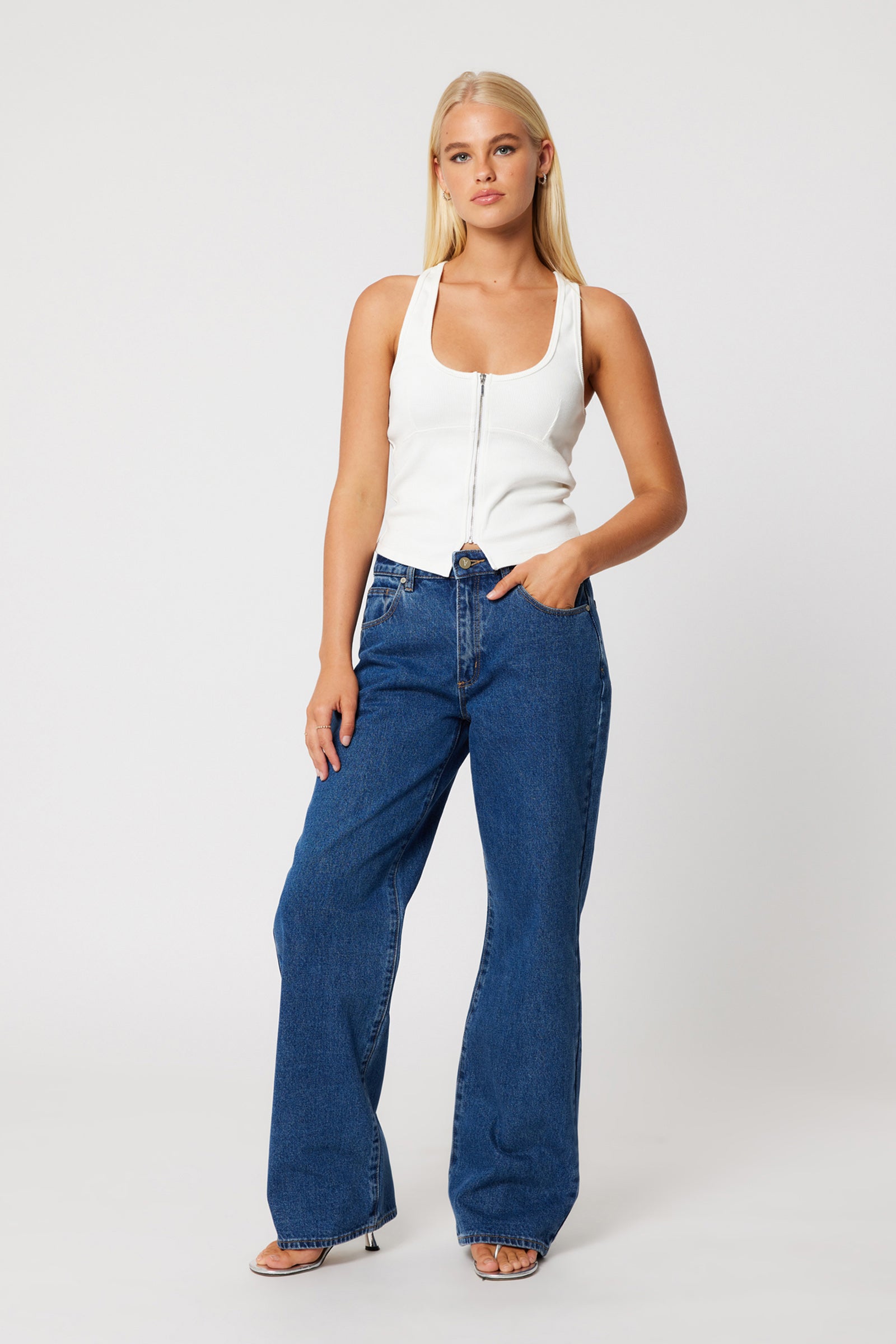 95 Mid Baggy Bella