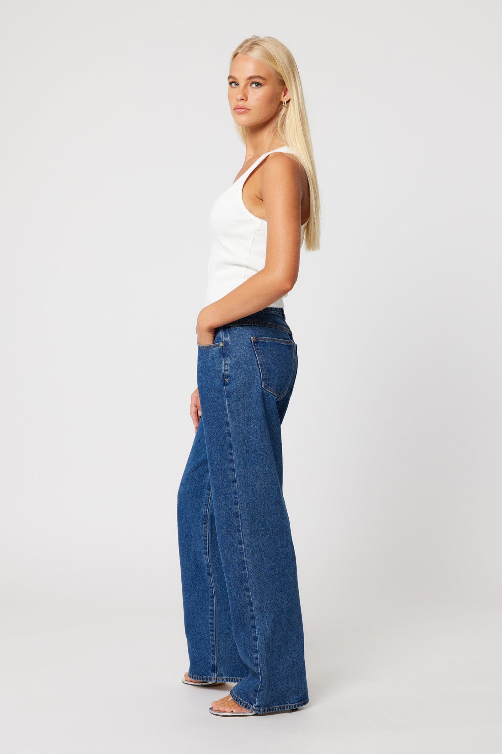 95 Mid Baggy Bella