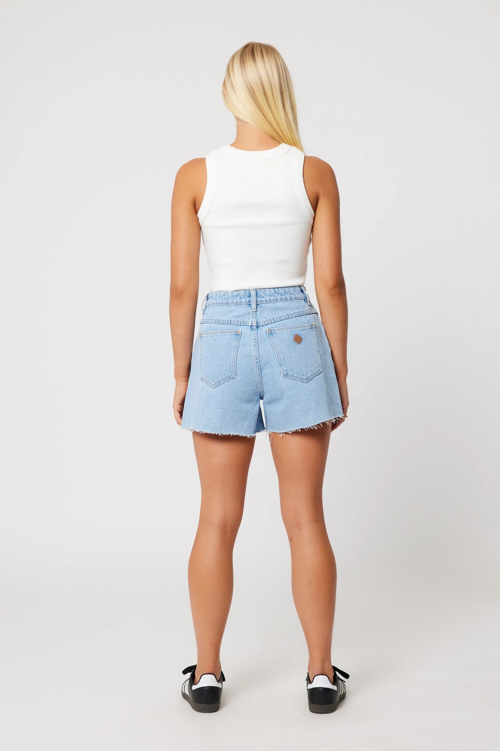 Venice Short Kendall