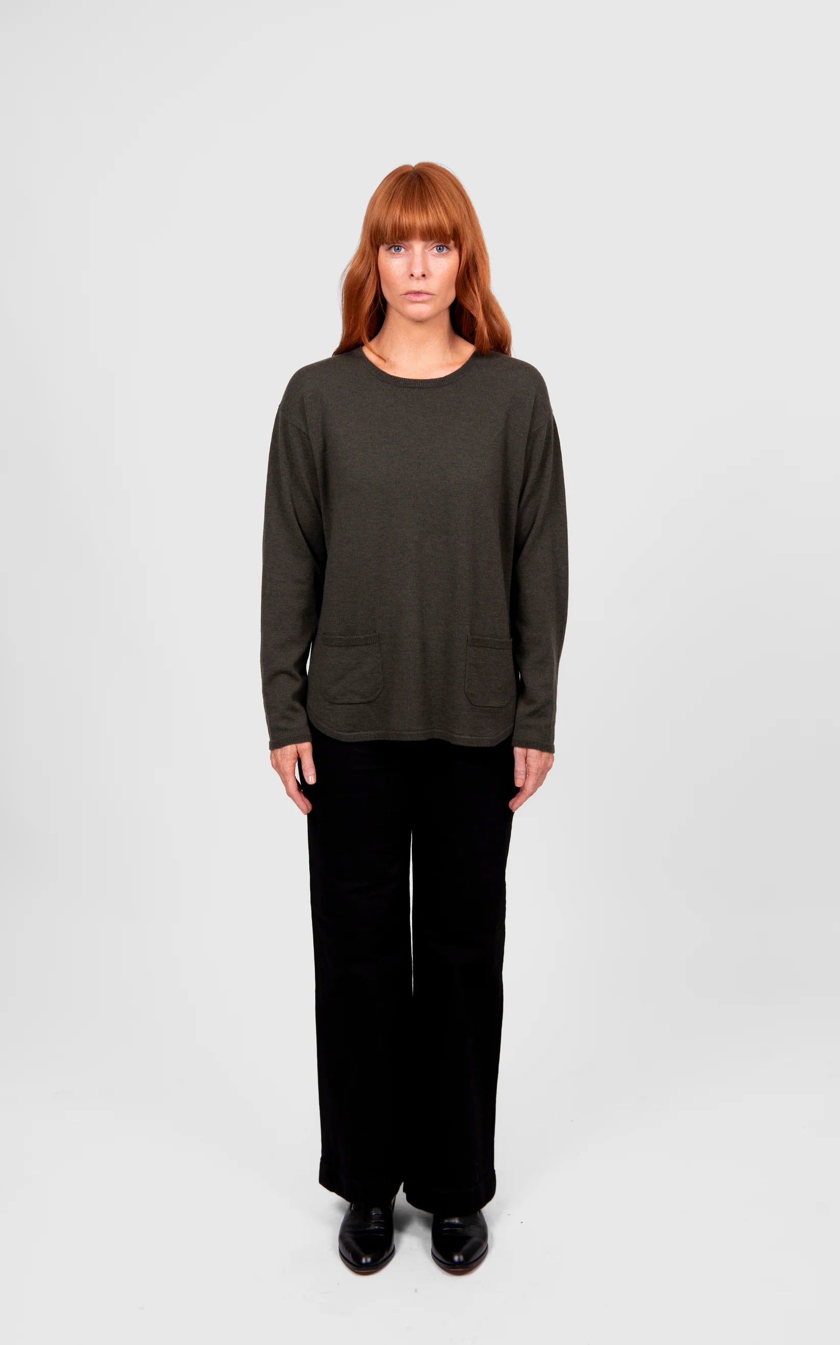 BL6618 Relaxed Curved Hem Pullover Olive