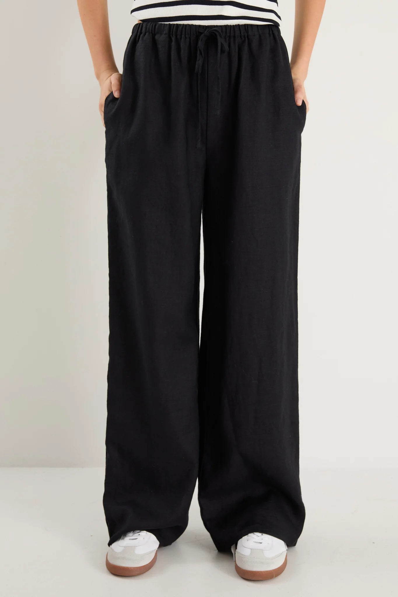 Wellness Black Linen Pull On Wide Leg Pants
