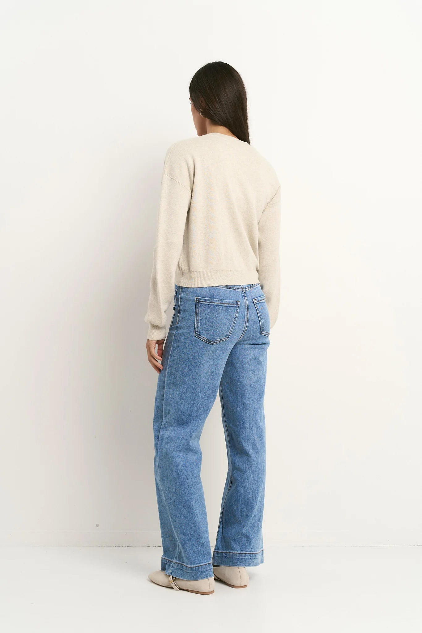 Solar Oat Cotton Fine Knit Crew Cardigan