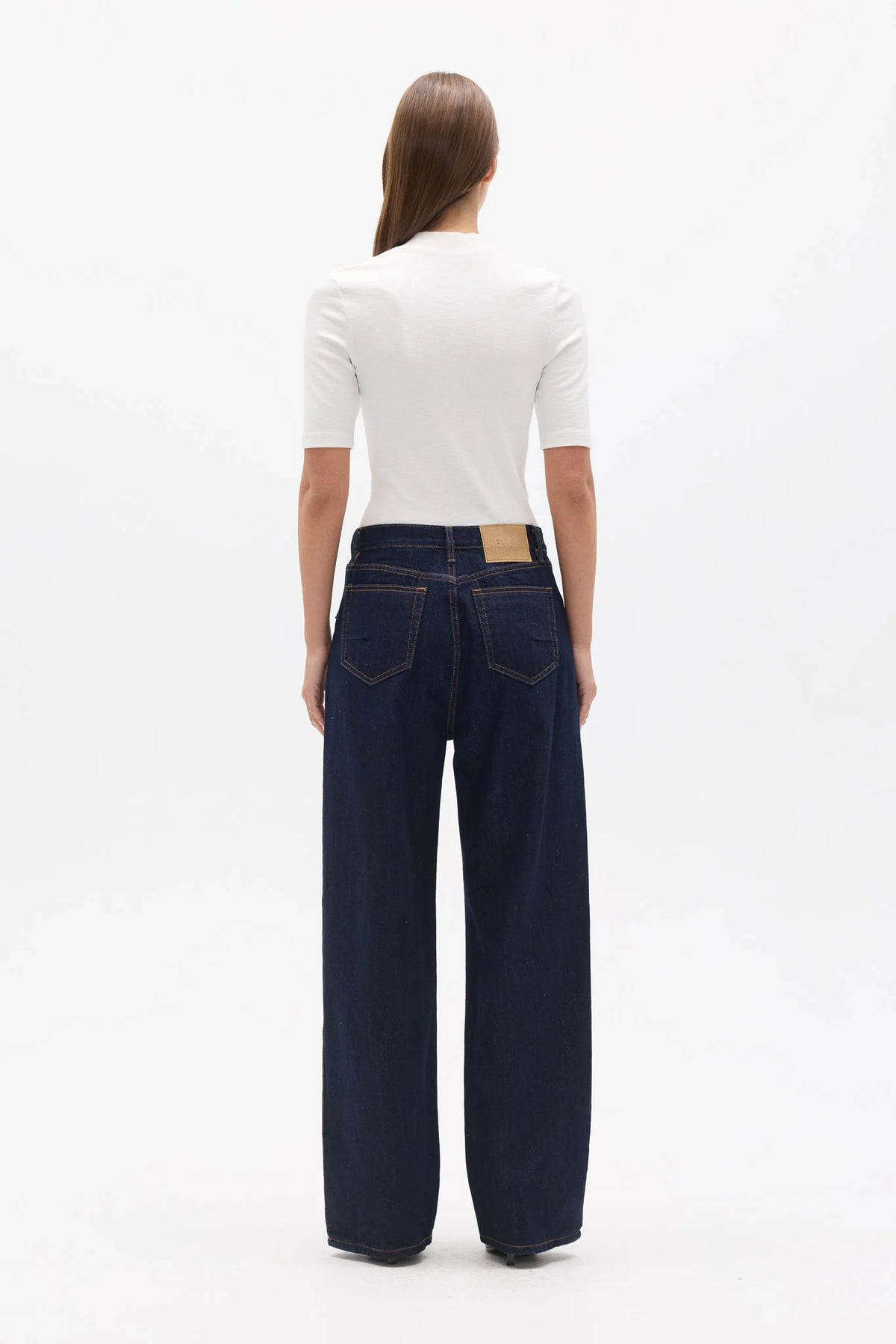 Tinka V Neck T-Shirt
