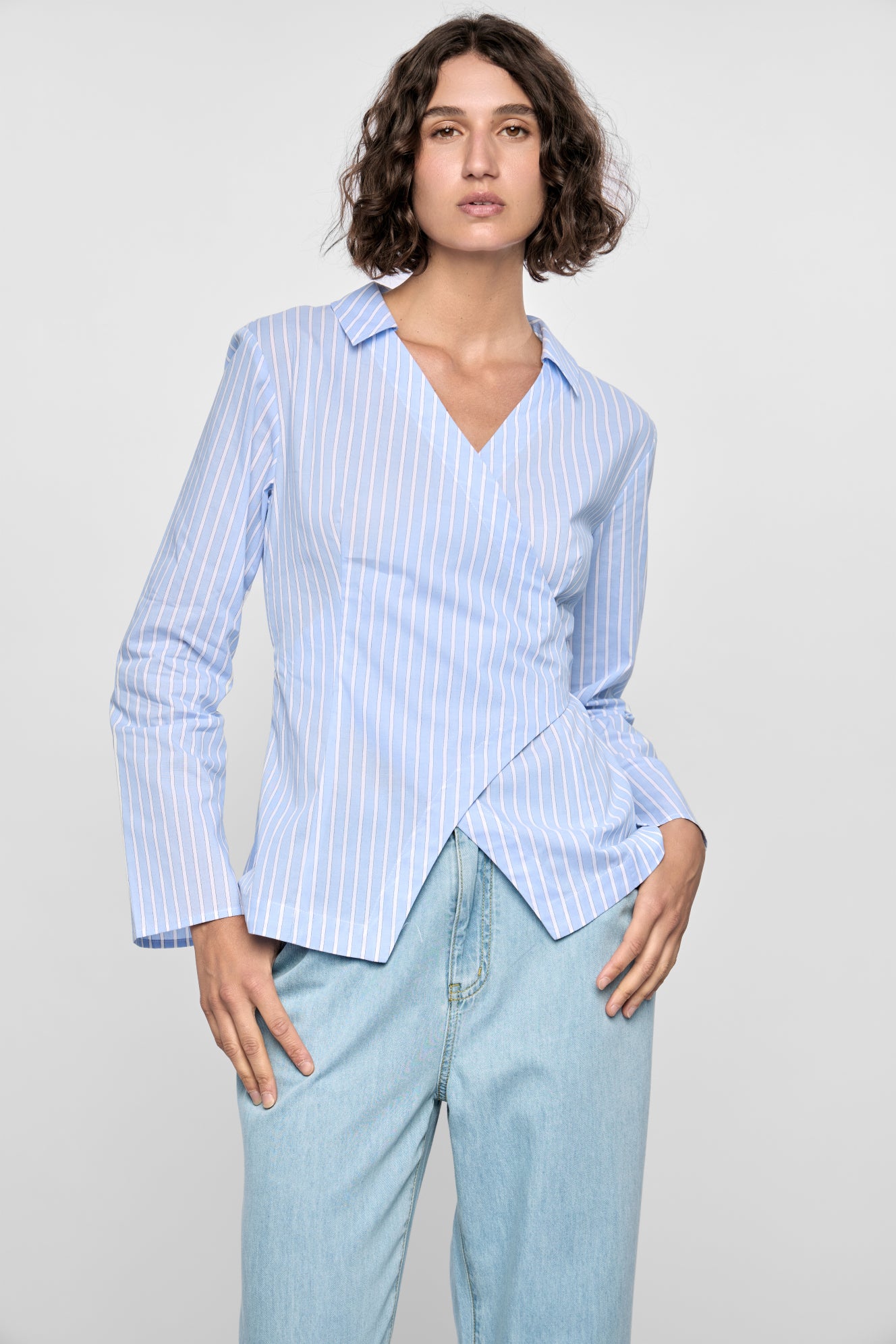 Ayra Wrap Top
