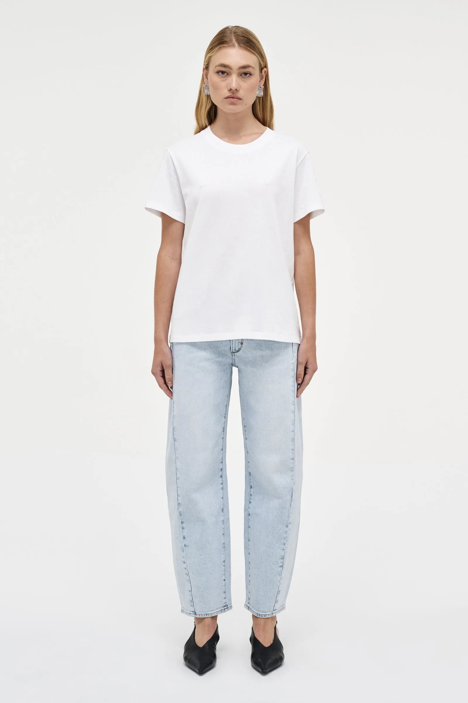 Lou Tee White